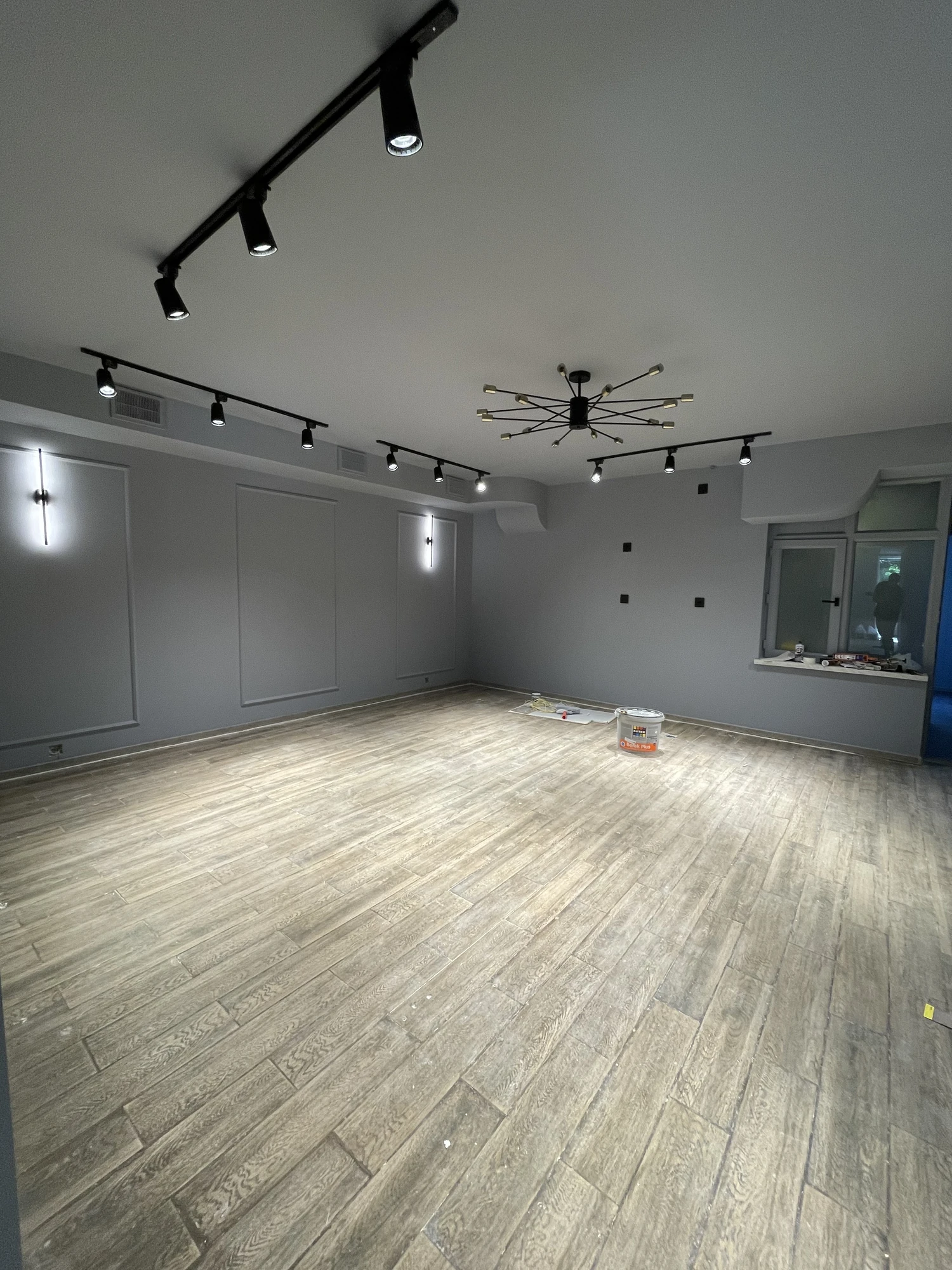 Elmlər · office